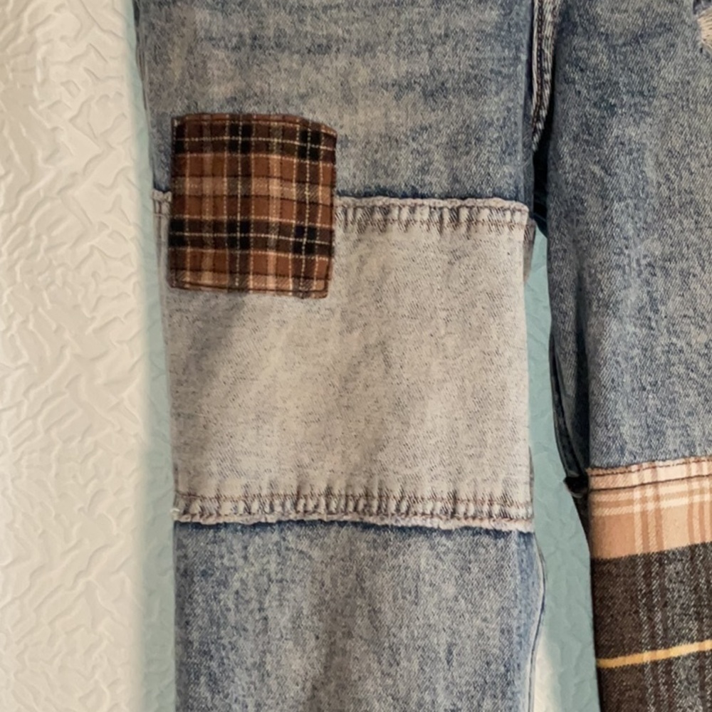 Hollister High Rise Patchwork Jeans - Blue and Plaid - Picture 3 of 8